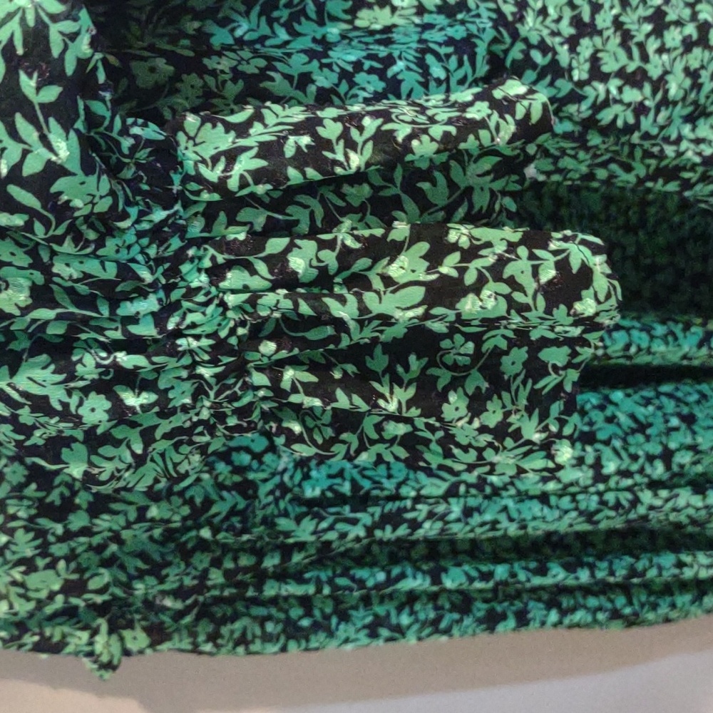 Who What Wear Women's Large Long Bell Sleeve Green Floral Blouse - Picture 4 of 6